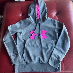 Under Armour Hoodie Small